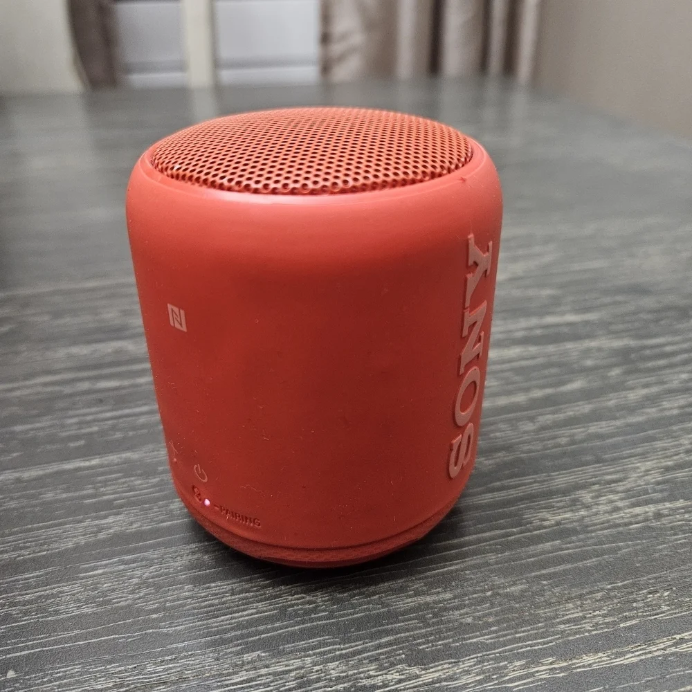 Sony XB10 Portable Wireless Bluetooth Speaker Red 16 Water Resistant
